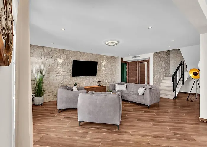 Romeo - Exklusiv מאקרסקה